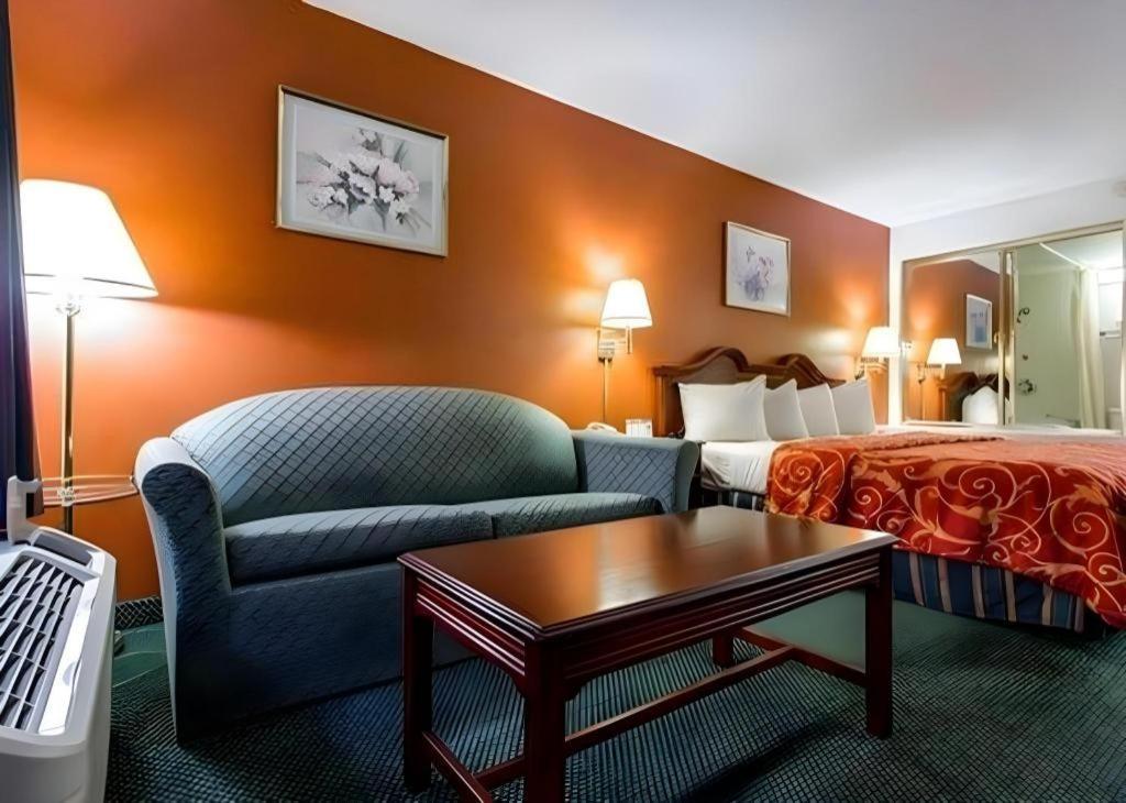 Econo Lodge South Garner Eksteriør bilde