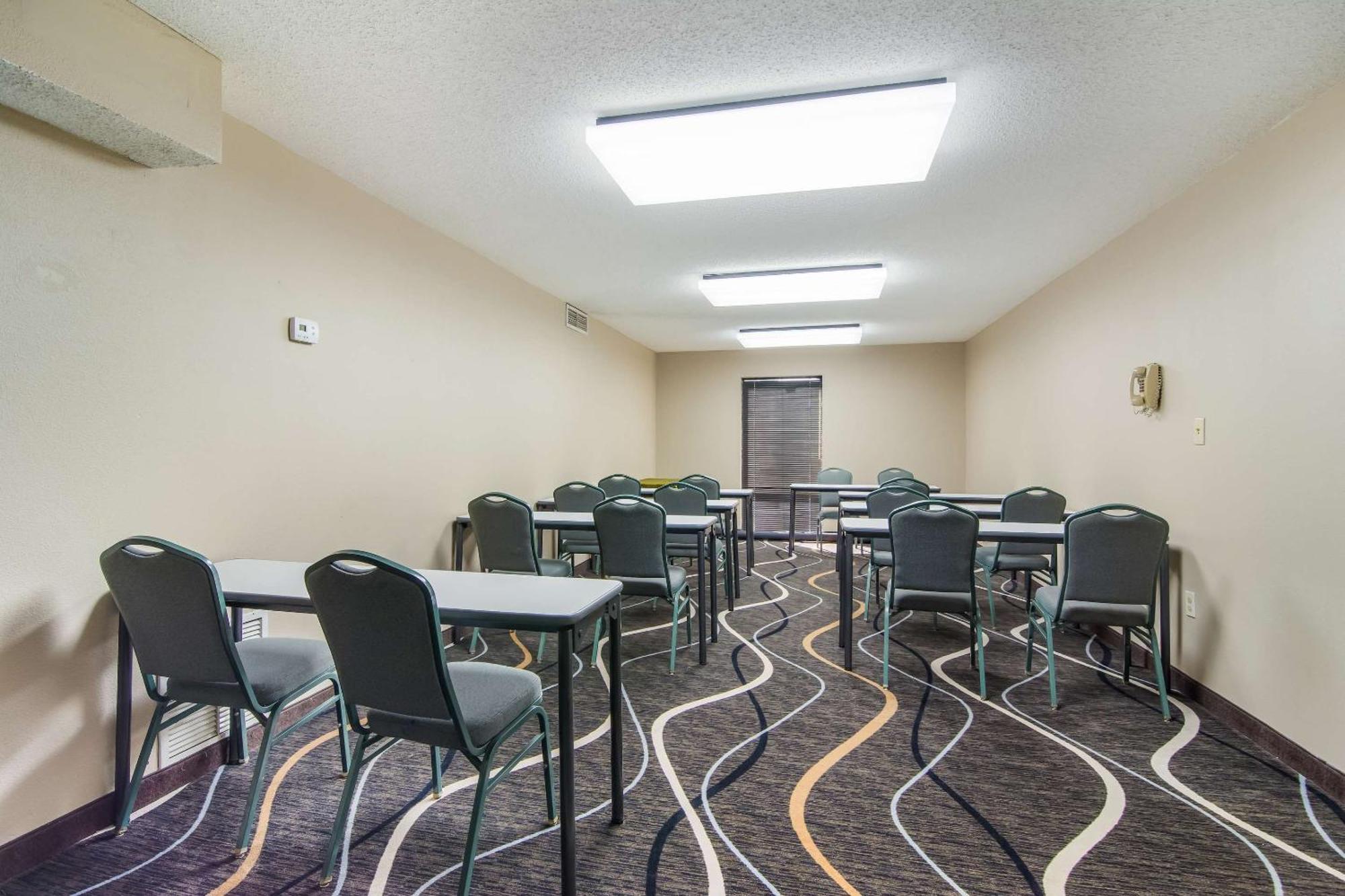 Econo Lodge South Garner Eksteriør bilde